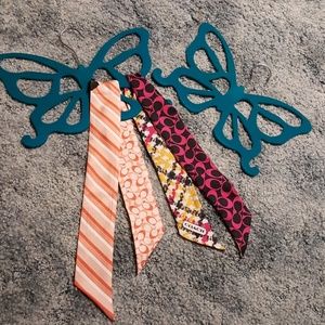 Coach purse scarves with hangers